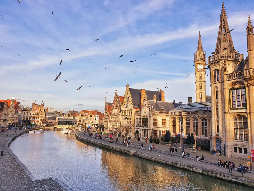 Discovering Ghent