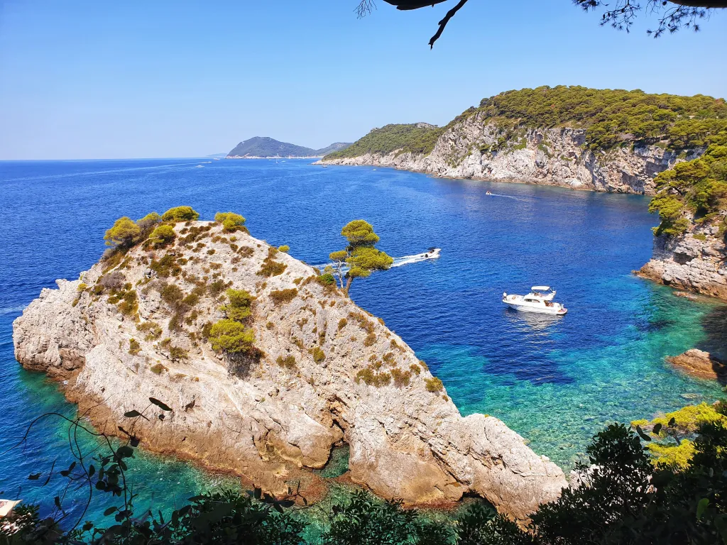 A tour of the Elaphiti islands from Dubrovnik