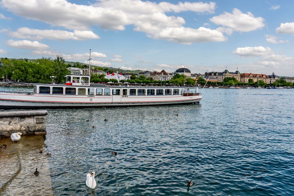 Two Days in Zurich: Old Town, Lake and Viewpoints