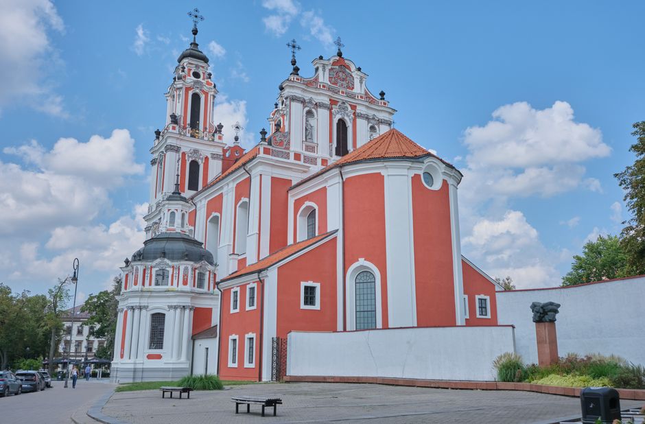 A vibrant view of St. Catherine's Church, showcasing Baroque architecture in Vilnius