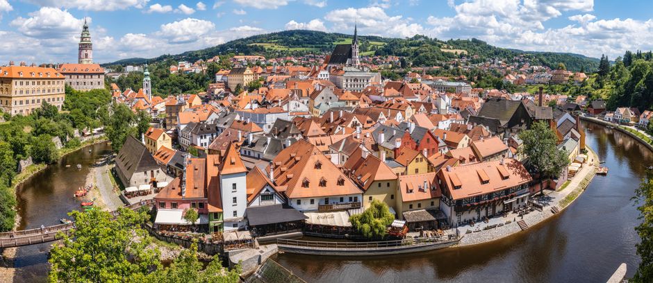 Exploring Český Krumlov in a Day
