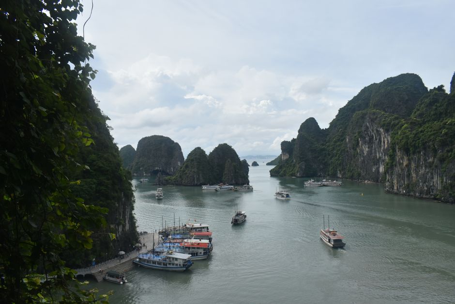 Ha Long Bay: Choosing a Cruise and What to Expect