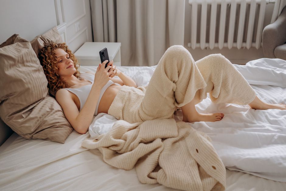 Ivicoer Fleece Pajama Pants: Cozy Winter Loungewear for Travel and Home