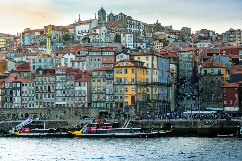 A Weekend in Porto: Ribeira, Port Cellars and Riverside Walks